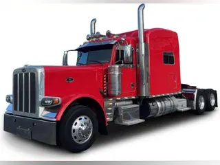 2020 Peterbilt 389