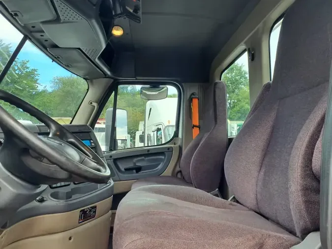 2019 FREIGHTLINER CASCADIA 125