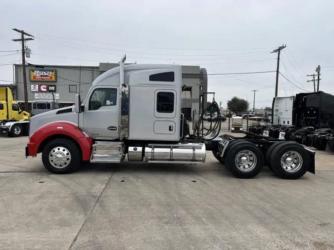 2019 Kenworth T880