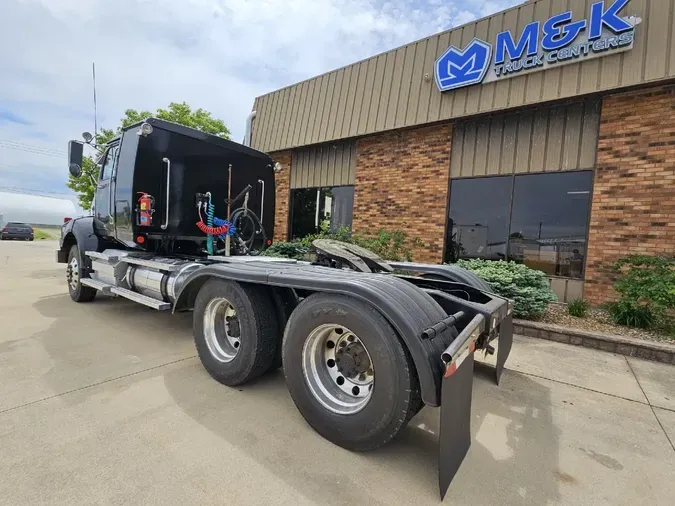 2012 WESTERN STAR 4900