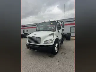 2019 FREIGHTLINER/MERCEDES M2 106