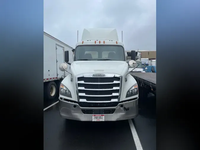 2020 FREIGHTLINER/MERCEDES NEW CASCADIA PX12664