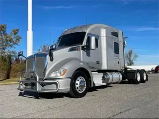 2017 KENWORTH T680