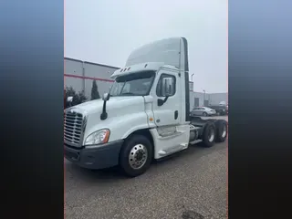 2020 FREIGHTLINER/MERCEDES CASCADIA 125