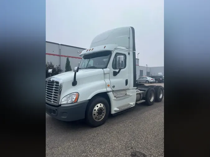 2020 FREIGHTLINER/MERCEDES CASCADIA 1255ceb3206f620ba2d556a904b87562e3c