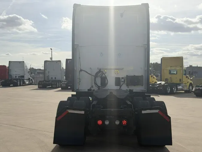2024 Kenworth T680