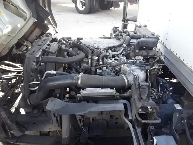 2015 ISUZU NPR HD