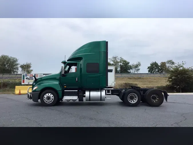 2021 International LT