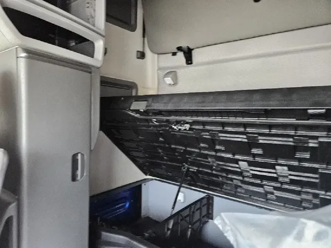 2021 VOLVO VNL64T7605cf54fbd643242e8b95b961714640688