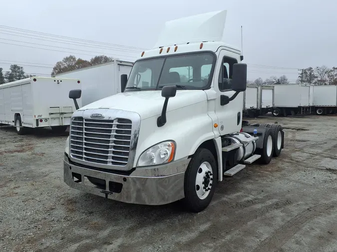 2017 FREIGHTLINER/MERCEDES CASCADIA 1255cf660dcdf43e0bbdd2ce054258705ee