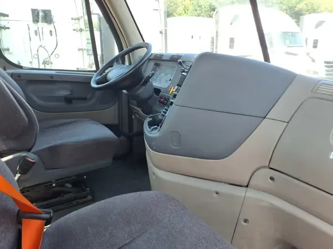 2019 FREIGHTLINER/MERCEDES CASCADIA 125