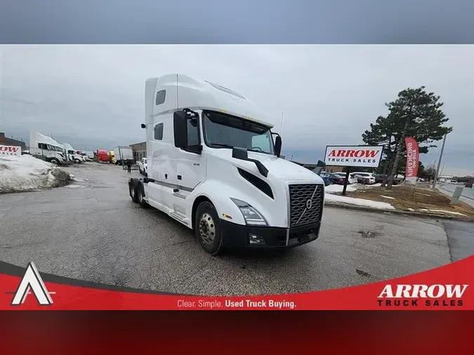 2021 VOLVO VNL64T760