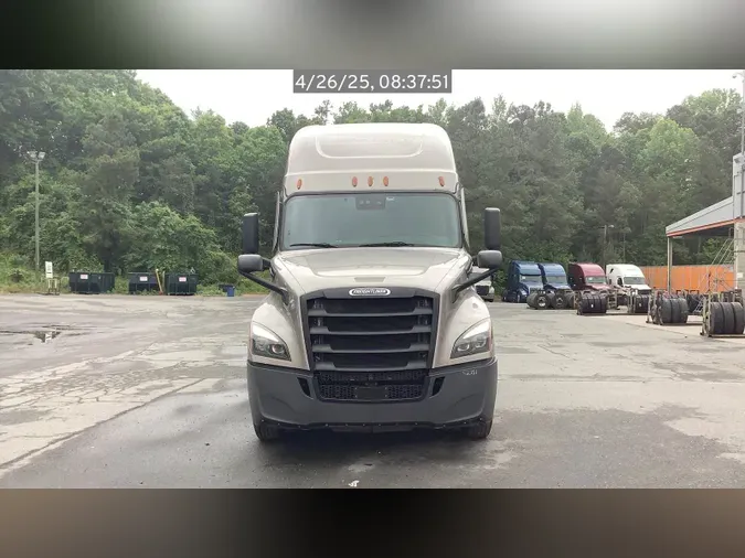 2022 Freightliner Cascadia