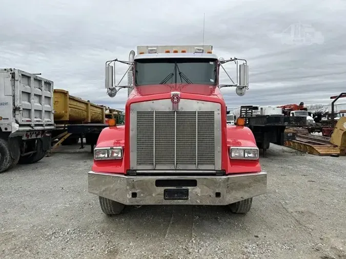 2013 KENWORTH T800