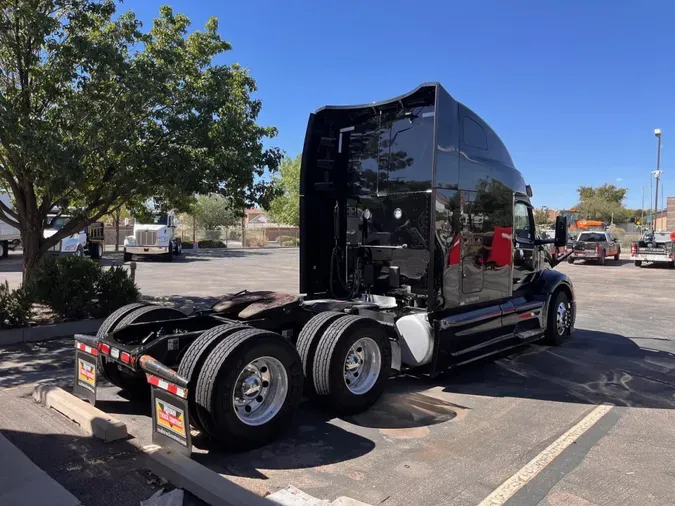 2023 Peterbilt 579