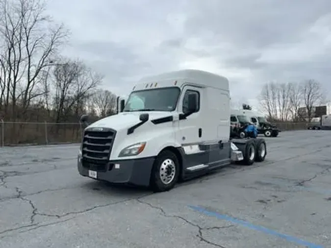 2020 Freightliner Cascadia