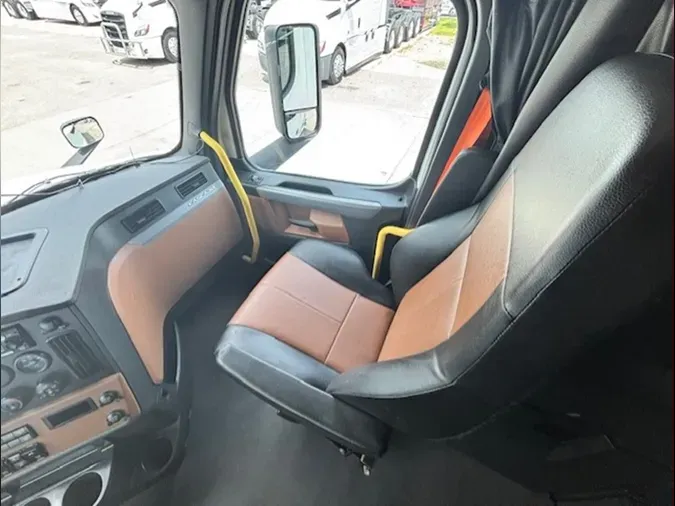 2022 Freightliner PT126SLP
