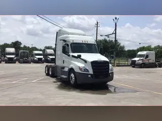 2020 Freightliner Cascadia