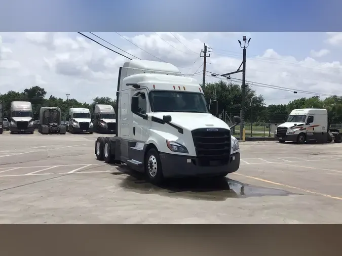2020 Freightliner Cascadia5d0951eda9ea79b303ac40c0e584ba4f