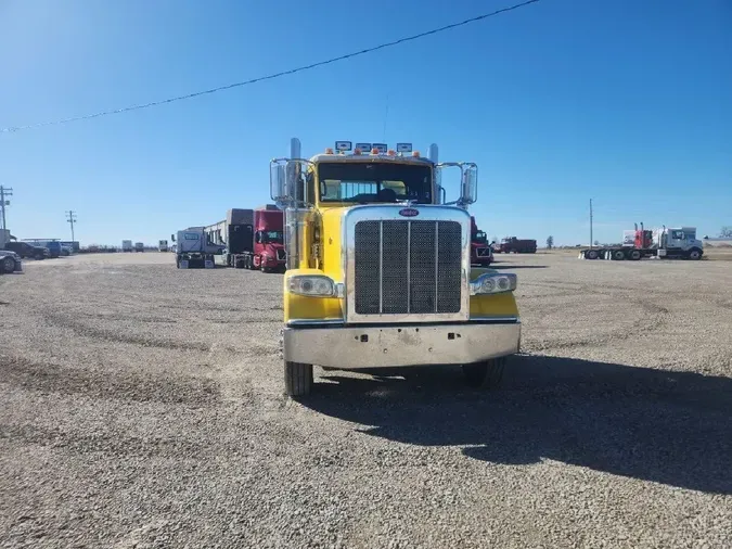 2009 PETERBILT 388