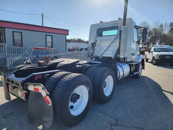 2016 VOLVO VNL64TRACTOR