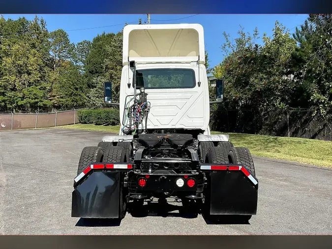 2019 INT LT625 6x45d0d5e2c64db5100fb8ac74d89d1a5cb