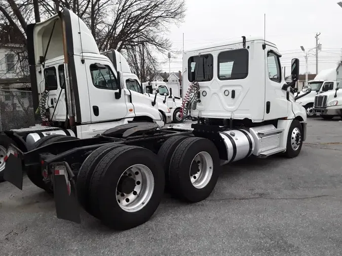 2020 FREIGHTLINER/MERCEDES NEW CASCADIA PX126645d0e27cff5fa9a4b3e2a5c3a1432c2ca