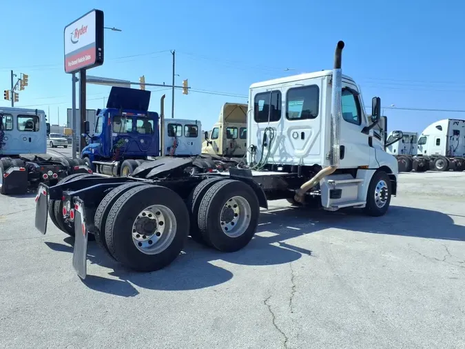 2021 FREIGHTLINER NEW CASCADIA PX12664