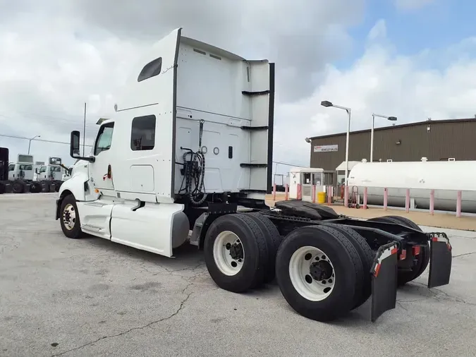 2019 NAVISTAR INTERNATIONAL LT625 SLPR CAB