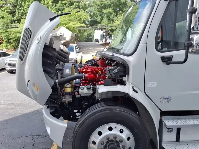 2020 FREIGHTLINER/MERCEDES M2 106