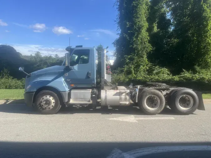 2020 International LT625