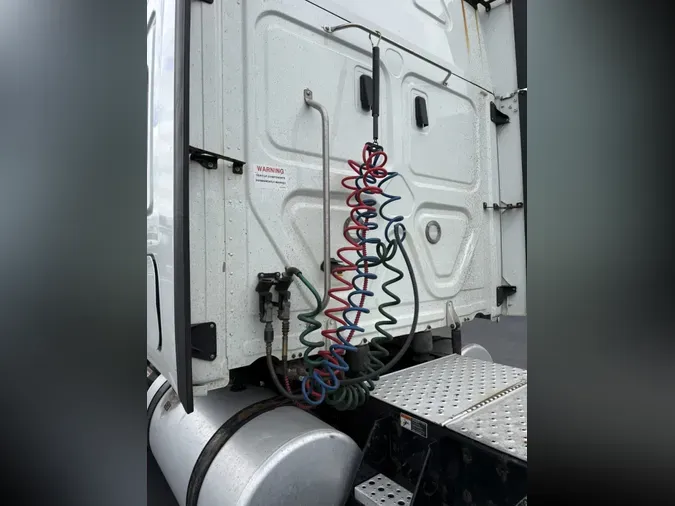 2019 FREIGHTLINER/MERCEDES NEW CASCADIA PX126645d1aa070f45c5f7f4ee3169186a56f87