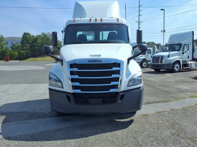 2022 FREIGHTLINER NEW CASCADIA PX12664