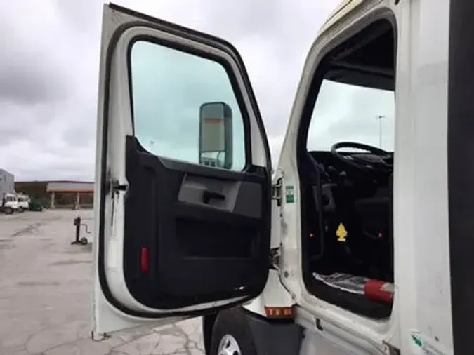 2019 Freightliner Cascadia