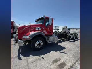 2018 MACK TRUCKS, INC. GU803