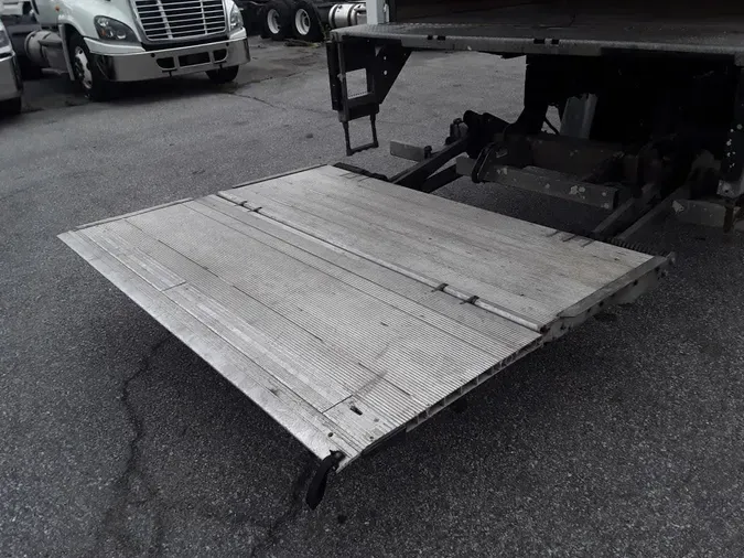 2020 FREIGHTLINER/MERCEDES M2 1065d1e21dfe9f3ea291ed89efde33d2e5d