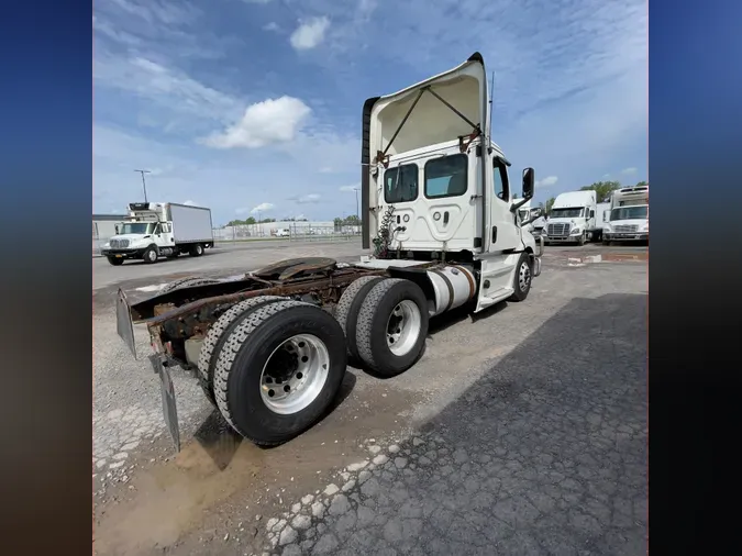 2019 FREIGHTLINER/MERCEDES NEW CASCADIA PX12664