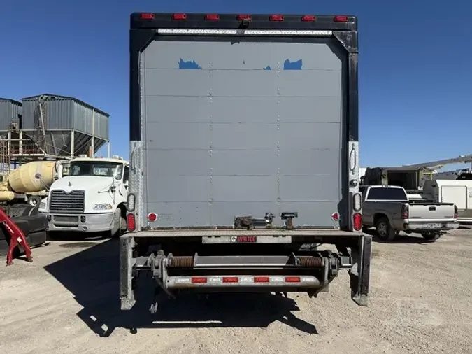2012 KENWORTH T370