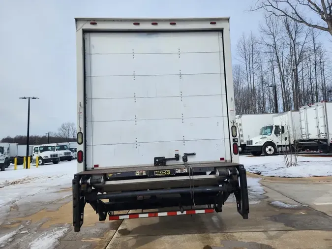 2014 FREIGHTLINER/MERCEDES M2 106
