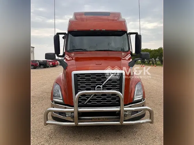 2020 VOLVO VNL64T860