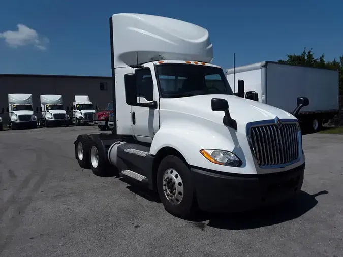 2020 NAVISTAR INTERNATIONAL LT625 DAYCAB T/A