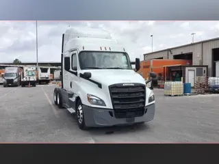 2020 Freightliner Cascadia