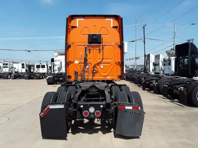 2019 FREIGHTLINER NEW CASCADIA PX12664