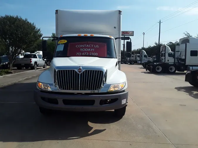 2019 NAVISTAR INTERNATIONAL 4300 LP