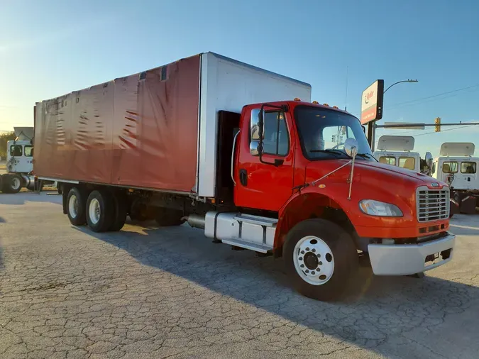 2016 FREIGHTLINER/MERCEDES M2 106