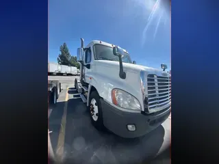 2018 FREIGHTLINER CASCADIA 125