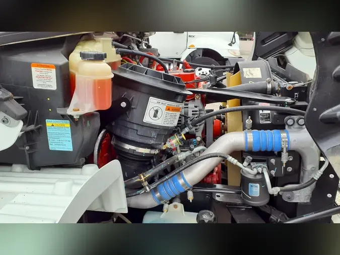 2019 FREIGHTLINER/MERCEDES M2 1065d382795635127b9fe4926b1cf554e98