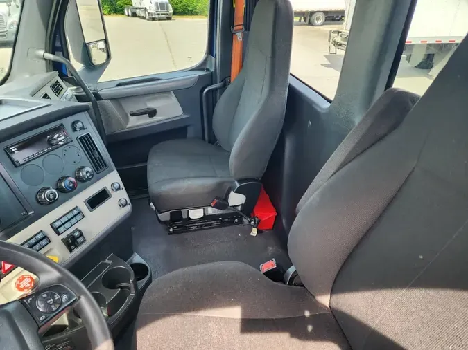 2021 FREIGHTLINER CASCADIA PX11664ST
