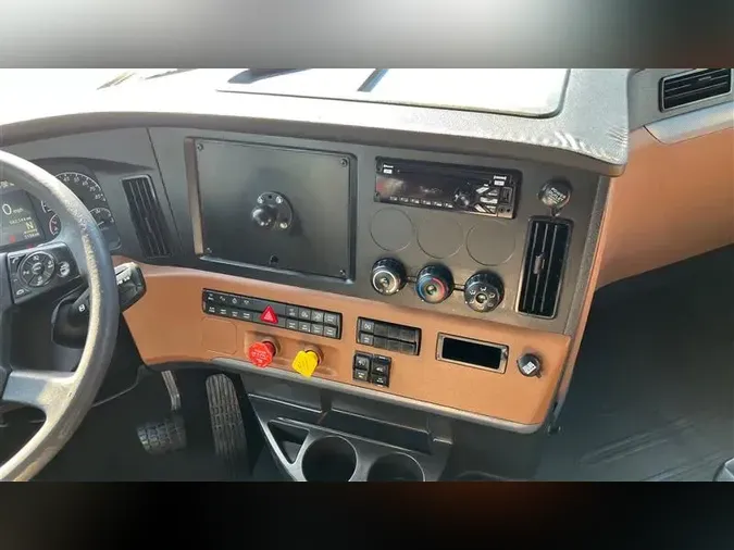 2019 FREIGHTLINER CASCADIA