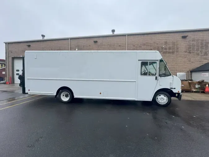 2018 FRTLR CUSTOM CHASSIS CORP MT45